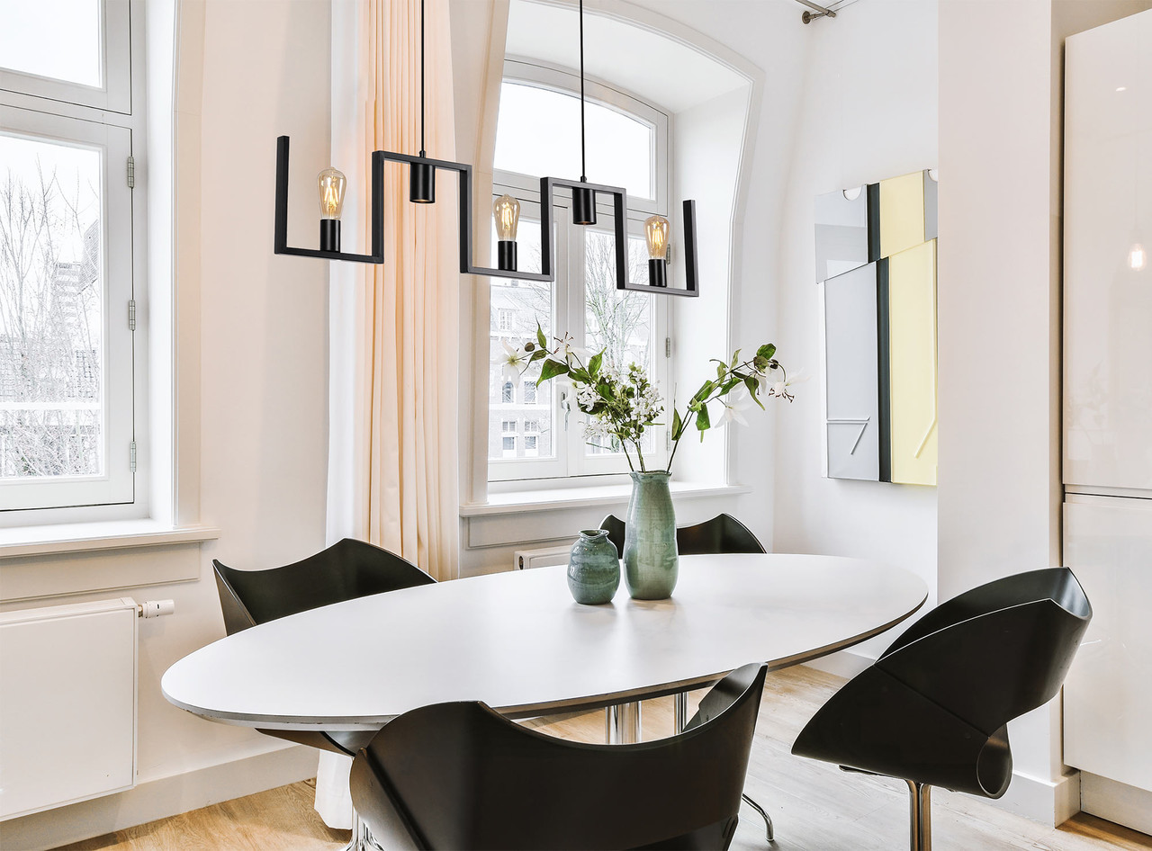 Ylumen Hanglamp Row 5 lichts L 112 cm zwart Ylumen Hanglamp Row 5 lichts L 112 cm zwart