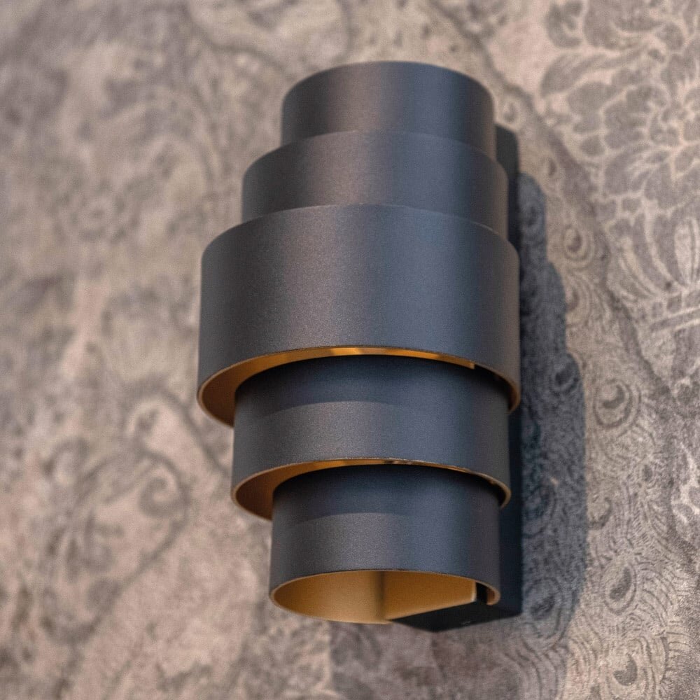 Artdelight Wandlamp Rolls H 22 cm zwart goud Artdelight Wandlamp Rolls H 22 cm zwart goud