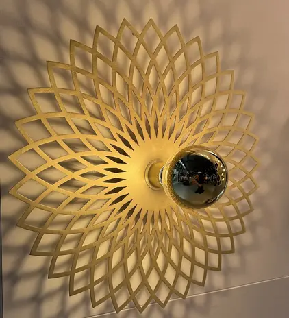 Ylumen Wandlamp Ombra Ø 50 cm mat goud Ylumen Wandlamp Ombra Ø 50 cm mat goud