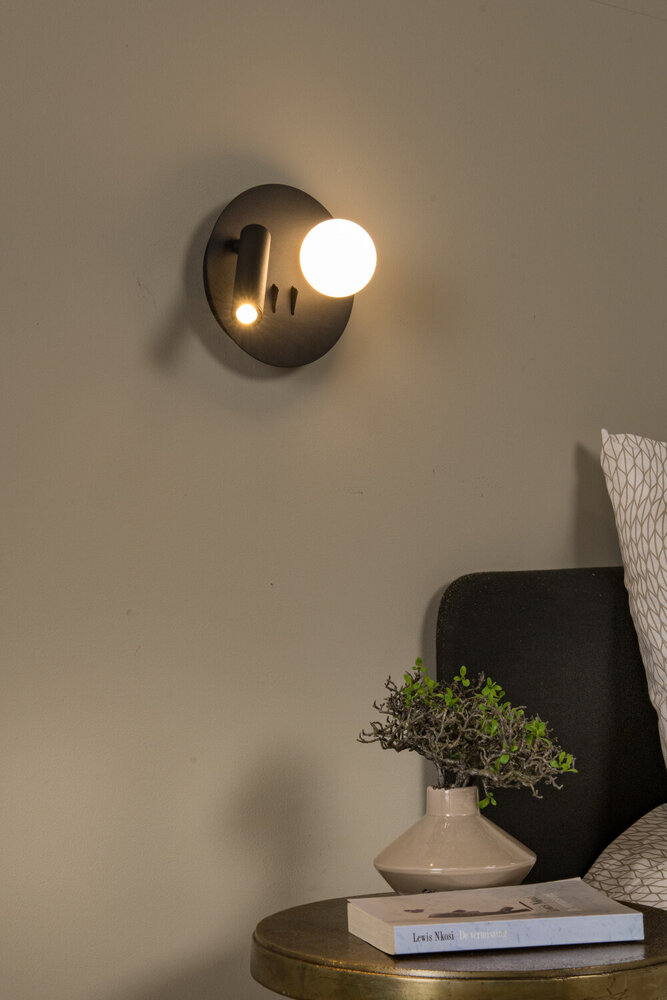 Lucide MATIZ - Bedlamp / Wandlamp - Ø 16,5 cm - LED - 3000K - Met USB oplaadpunt - Zwart Lucide MATIZ - Bedlamp / Wandlamp - Ø 16,5 cm - LED - 3000K - Met USB oplaadpunt - Zwart