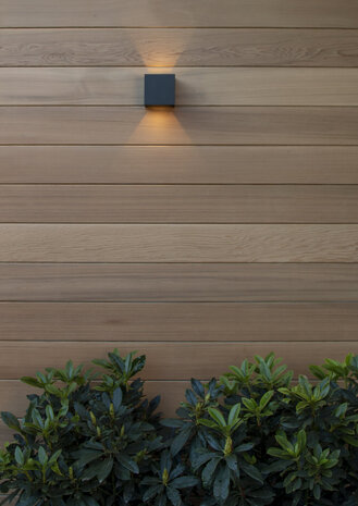 Lucide AXI - Wandspot / Wandlamp Badkamer - LED - 2x7W 2700K - IP54 - Verstelbare stralingshoek - Zwart Lucide AXI - Wandspot / Wandlamp Badkamer - LED - 2x7W 2700K - IP54 - Verstelbare stralingshoek - Zwart