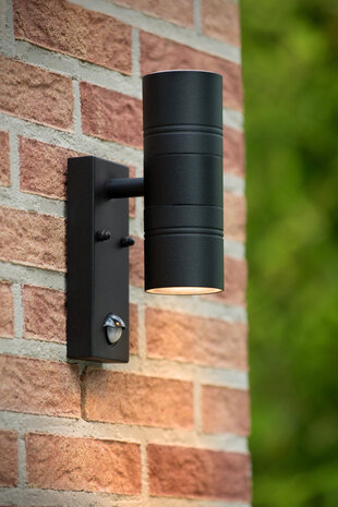 Lucide ARNE-LED IR - Wandspot / Wandlamp Binnen/Buiten - Ø 6,3 cm - LED - GU10 - 2x5W 2700K - IP44 - Beweging & dag/nacht sensor - Zwart