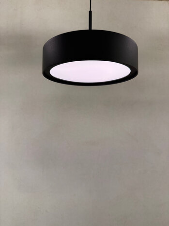 Freelight Hanglamp Alieno 3 lichts L 90 cm comfortlift zwart Freelight Hanglamp Alieno 3 lichts L 90 cm comfortlift zwart