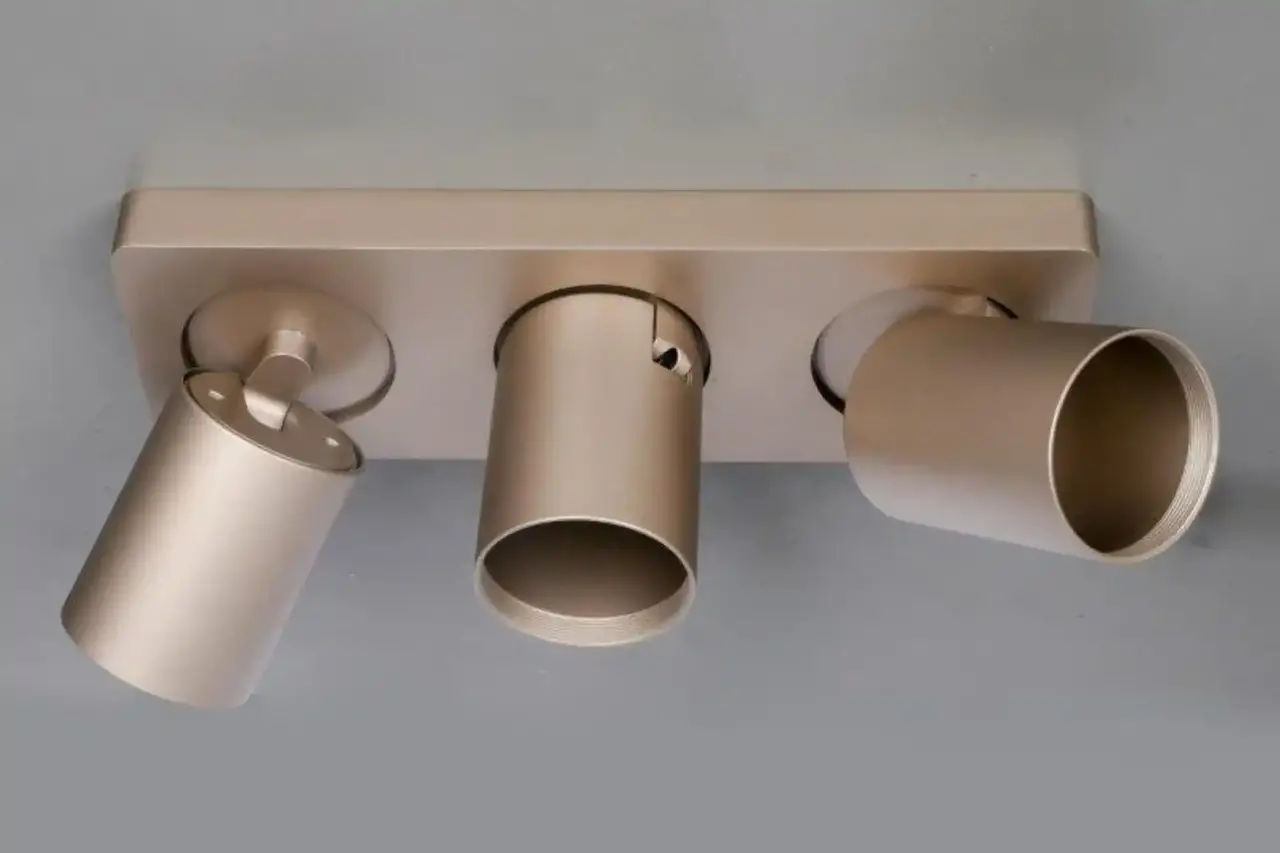 Artdelight Spot Megano 3 lichts balk champagne Artdelight Spot Megano 3 lichts balk champagne