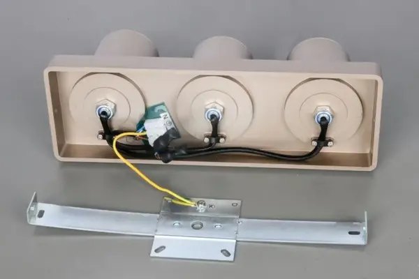 Artdelight Spot Megano 3 lichts balk champagne Artdelight Spot Megano 3 lichts balk champagne