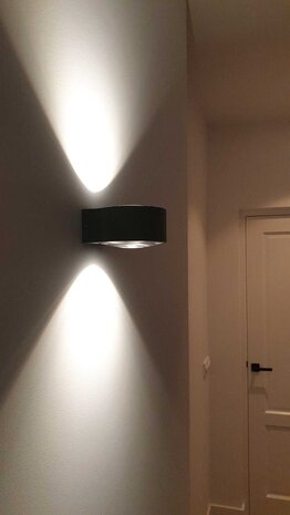 Artdelight Wandlamp Hudson Ø 11 cm zwart