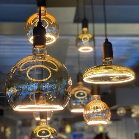 Segula Lamp Floating LED G150 4W 240LM 2200K Dimbaar Gold Segula Lamp Floating LED G150 4W 240LM 2200K Dimbaar Gold