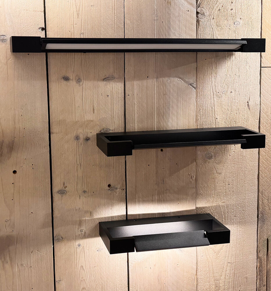 Freelight Wandlamp Parete L 40 cm zwart