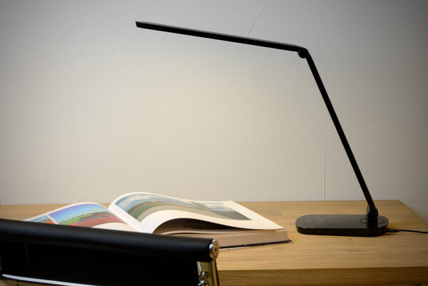 Lucide VARIO LED - Bureaulamp - LED Dimb. - CCT - 1x8W 2700K/6500K - Zwart Lucide VARIO LED - Bureaulamp - LED Dimb. - CCT - 1x8W 2700K/6500K - Zwart