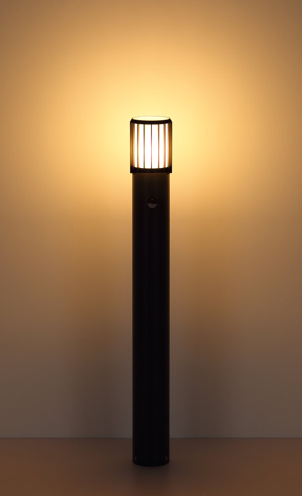 Globo Buitenlamp Mervin H 100 cm sensor antraciet Globo Buitenlamp Mervin H 100 cm sensor antraciet