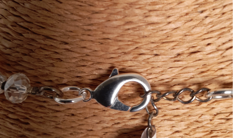 Abelindo Collier fleurs nacre (+pochette)