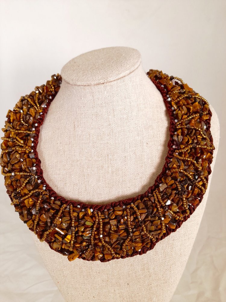 Abelindo Collier minéraux - oeil du tigre