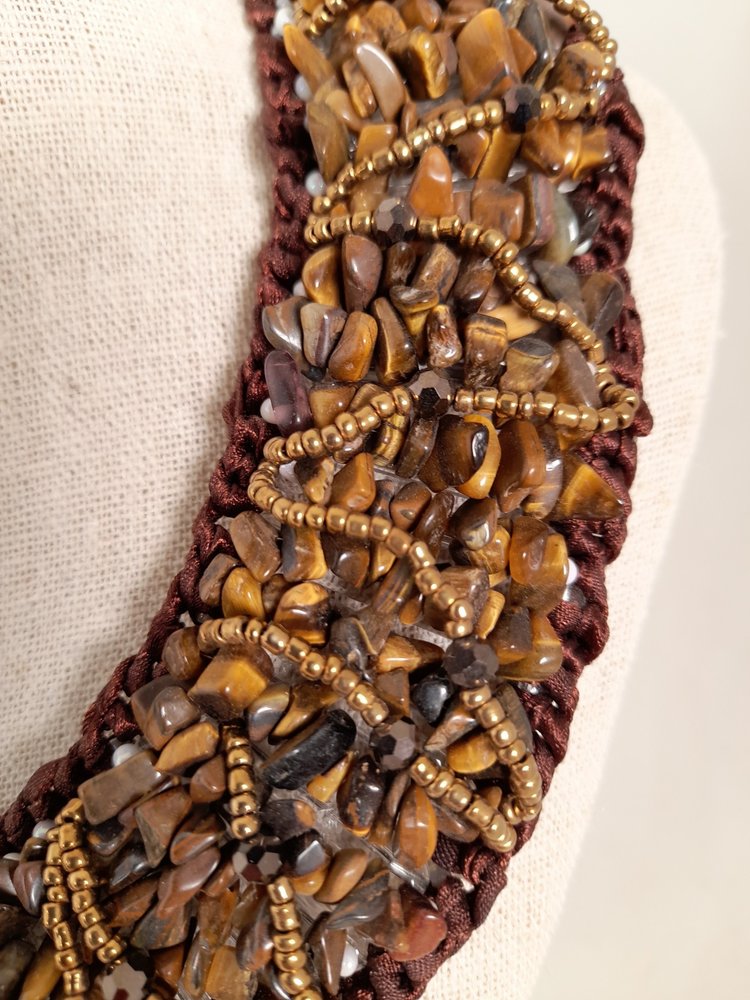 Abelindo Collier minéraux - oeil du tigre