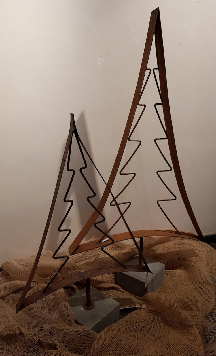 Art & Savoir Faire Sapin métal "rouillé", pied béton S