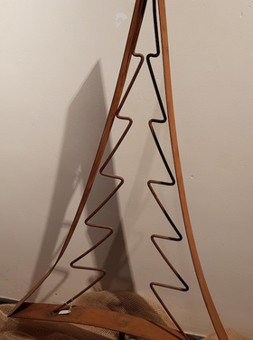 Art & Savoir Faire Sapin métal "rouillé", pied béton L