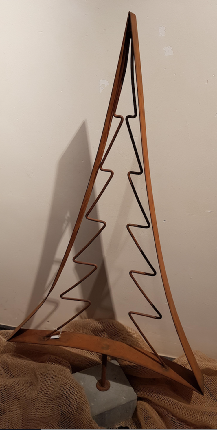 Art & Savoir Faire Sapin métal "rouillé", pied béton L