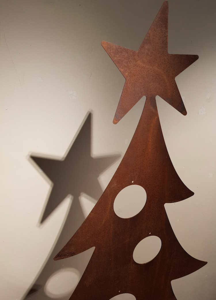 Art & Savoir Faire Sapin métal "rouillé" boules S