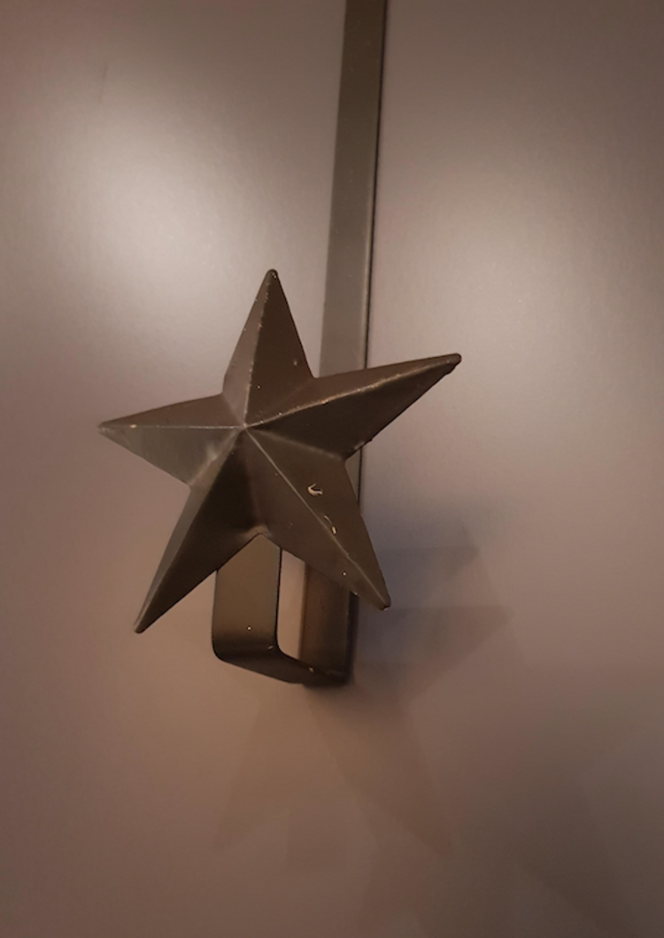 Home Society Accroche couronne