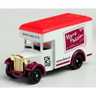 Lledo modelauto no. 12