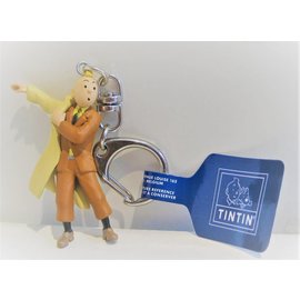 moulinsart Tintin keychain - Tintin puts on his trench coat