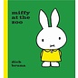 Simon & Schuster Miffy at the zoo - Dick Bruna