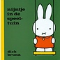 Mercis Nijntje boekje: nijntje in de speeltuin - Dick Bruna