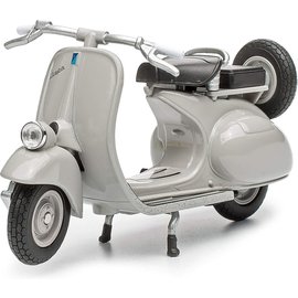 Welly Vespa scooter collection - Vespa 125CC grey 1:18