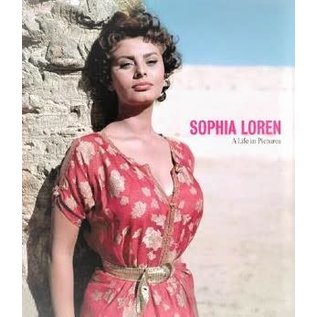 Pavilion Sophia Loren · A Life in Pictures