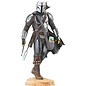 Gentle Giant Star Wars The Mandalorian Premier Collection The Mandalorian and Grogu 1/7 scale Statue 25 cm
