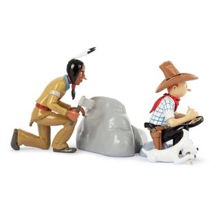 moulinsart set metal figures Tintin, Snowy and Native American in America