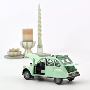 Norev Citroën 2CV 6 Club 1982 Jade Green 1:18