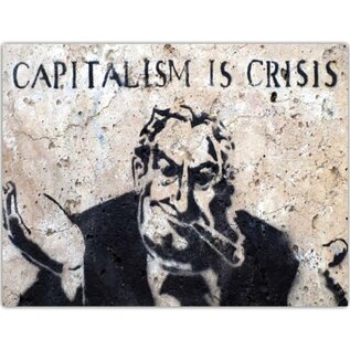 Tushita Postkaart  - Street Art -  Capitalism is crisis