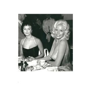 Plaizier Postcard - Jayne Mansfield & Sophia Loren