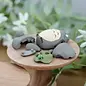 Ensky Studio Ghibli - My Neighbor Totoro - Kumukumu Figurine Big Totoro with leaf - 3D puzzel