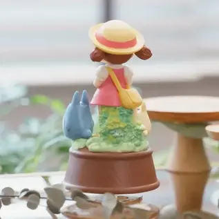 Sekiguchi Studio Ghibli My Neighbor Totoro - Walking with Mei Music Box