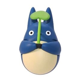 Ensky Studio Ghibli - My Neighbor Totoro - Totoro met blad figuur tuimelaar