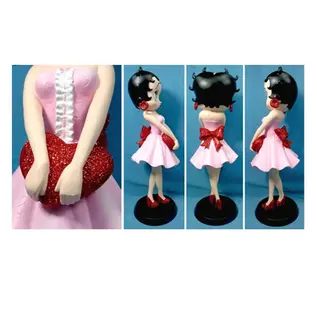 Fleischer Studios Betty Boop Collection - Betty Boop Holding Red Heart