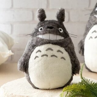 Sun Arrow Studio Ghibli - My Neighbor Totoro - Plush Toy Big Totoro smiling 28 cm