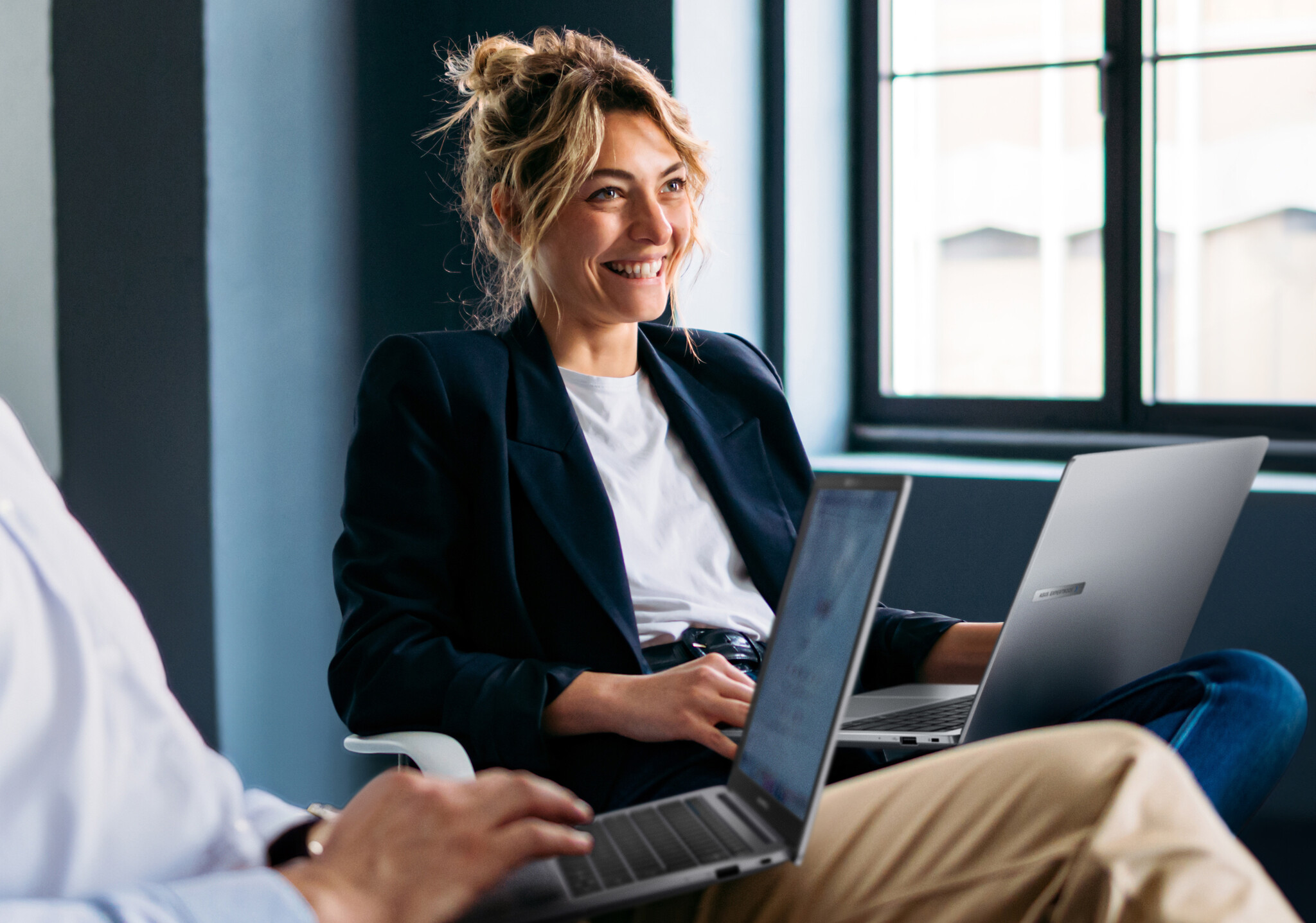 Asus ASUS ExpertBook P5405CSA-NZ0174X, Intel Core Ultra 5, 35,6 cm (14"), 2560 x 1600 Pixels, 16 GB, 512 GB, Windows 11 Pro