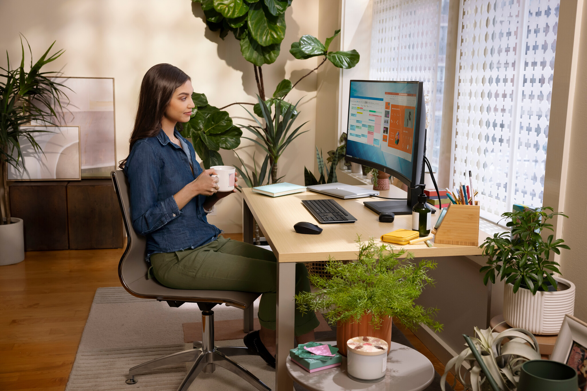 HP Printing & Computing HP P34hc G4 34" WQHD Curved USB-C Zakelijke Monitor