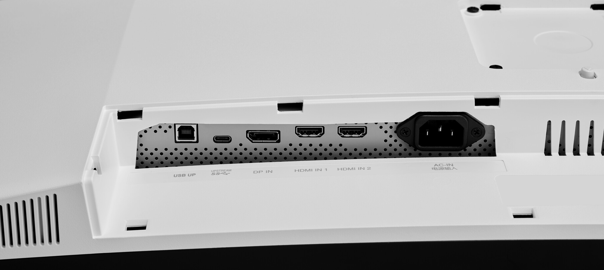 LG Electronics LG 49WQ95C-W 49" Curved UltraWide Monitor (49WQ95C-W.AEU)