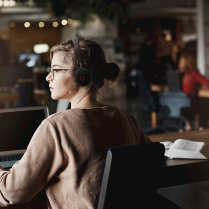 Yealink Yealink WH68 Teams Draadloze DECT & Bluetooth Headset met Active Noise Cancellation