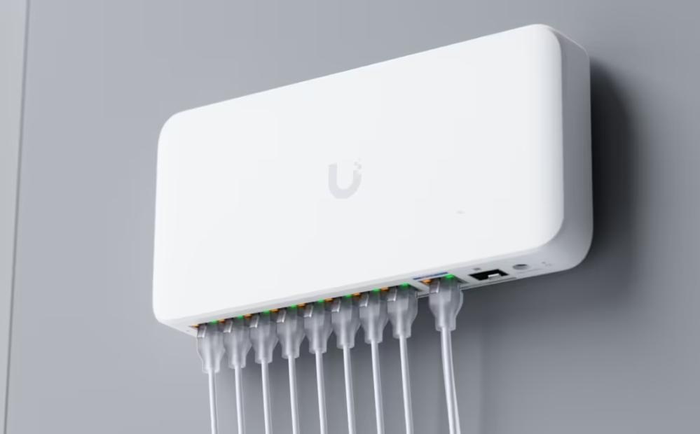 Ubiquiti Ubiquiti UniFi USW-FLEX-2.5G - 8-Poorts 2.5GbE PoE+ Switch met 2x 10G SFP+