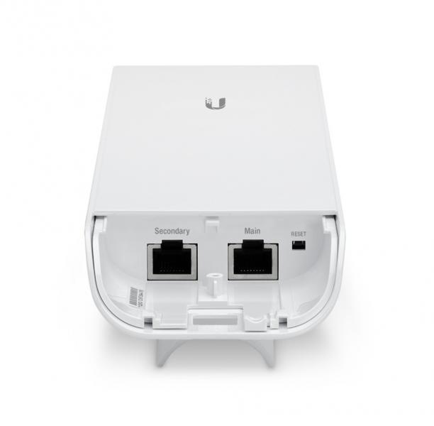 Ubiquiti Ubiquiti NanoStation M2 (NSM2) - 2.4GHz Outdoor Point-to-Point Bridge
