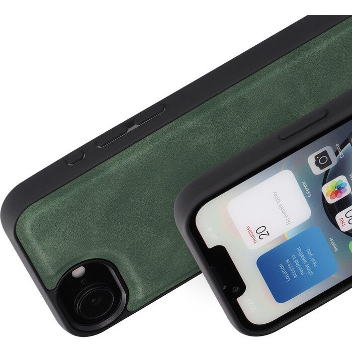 Mobiparts Mobiparts Classic iPhone 16e MagSafe Backcover Groen (MP-130698)