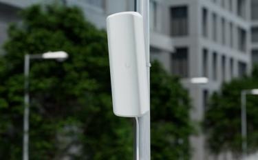 Ubiquiti Ubiquiti UniFi Device Bridge Pro Sector PtMP Access Point