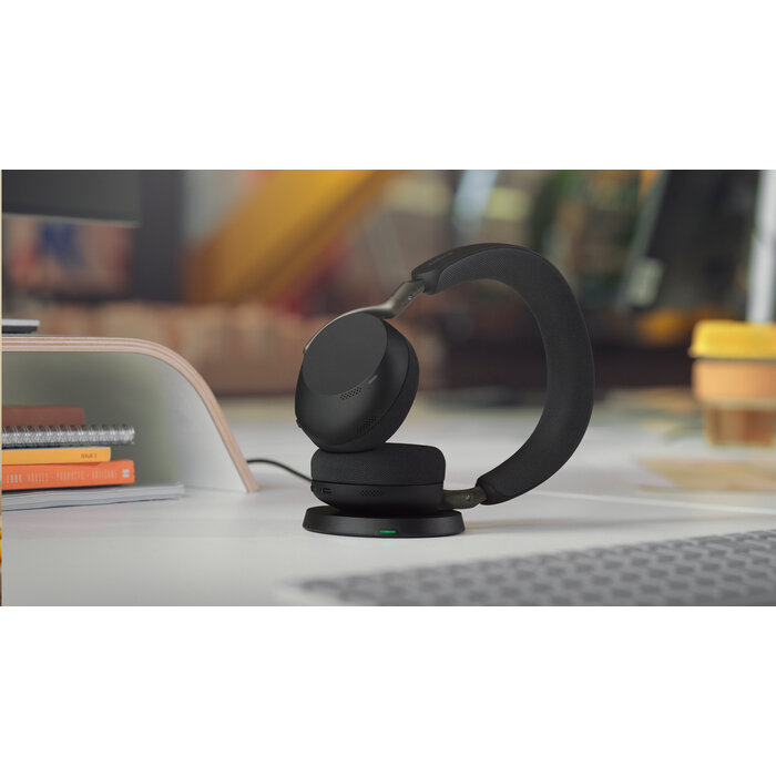 Jabra Jabra Evolve3 75 UC Draadloze Stereo Headset inclusief Link 390c USB-C Adapter en Oplaadpad Zwart
