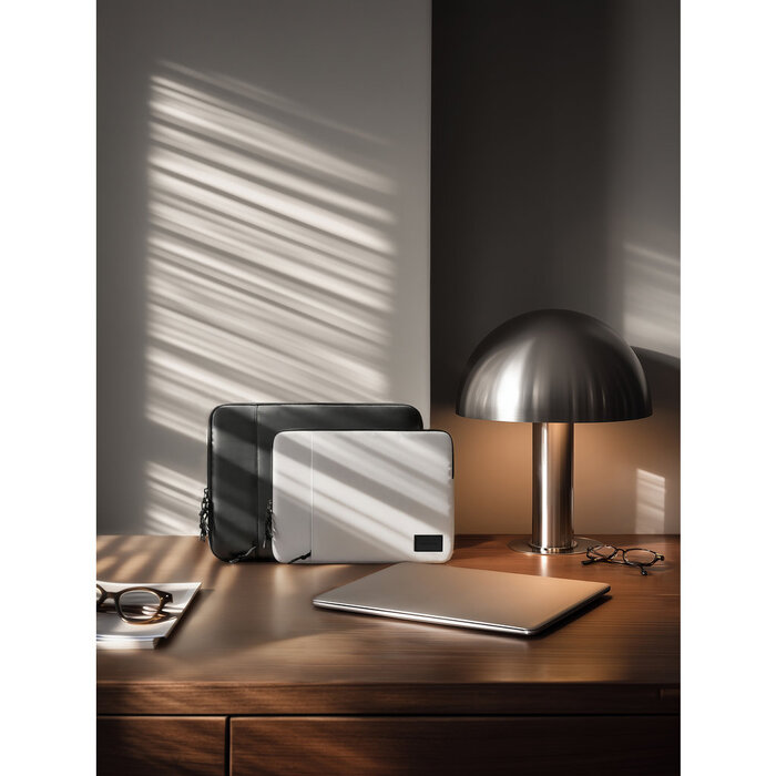 Gaston Luga Gaston Luga Dash Cushioned Laptop Case voor 13/14 inch Laptops - Zwart