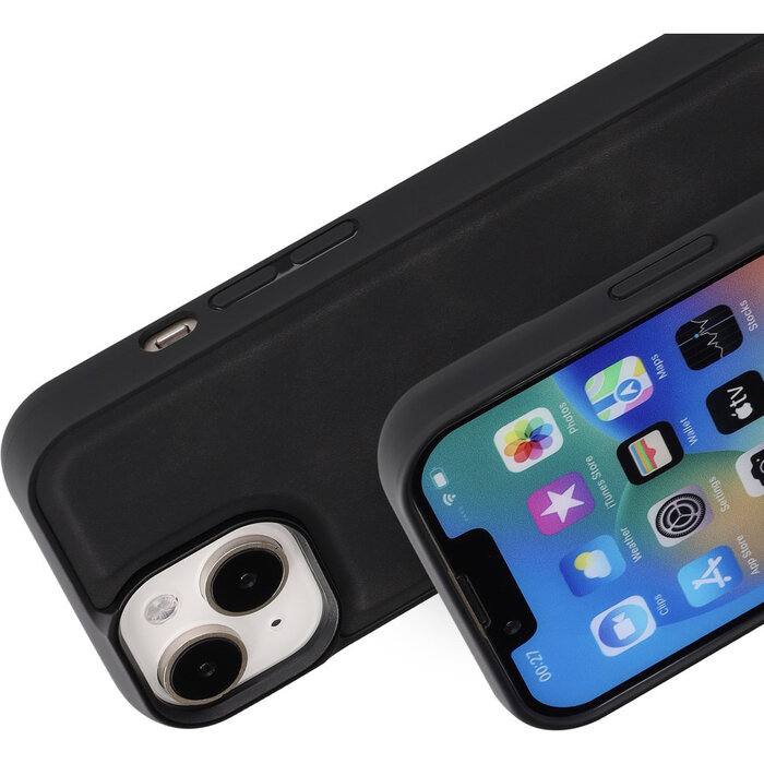 Mobiparts Mobiparts Classic MagSafe Backcover iPhone 15 / 14 / 13 - Zwart