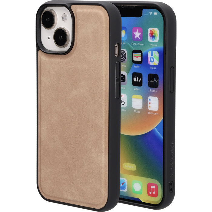 Mobiparts Mobiparts Classic MagSafe Backcover voor iPhone 15, 14 & 13 - Moonstone Beige